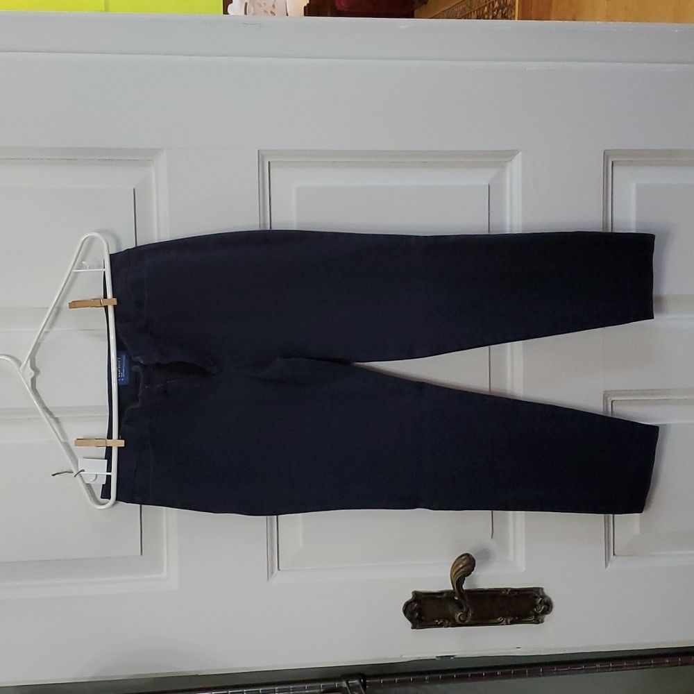 Old Navy Mid-rise Pixie Trousers Navy color Size 8